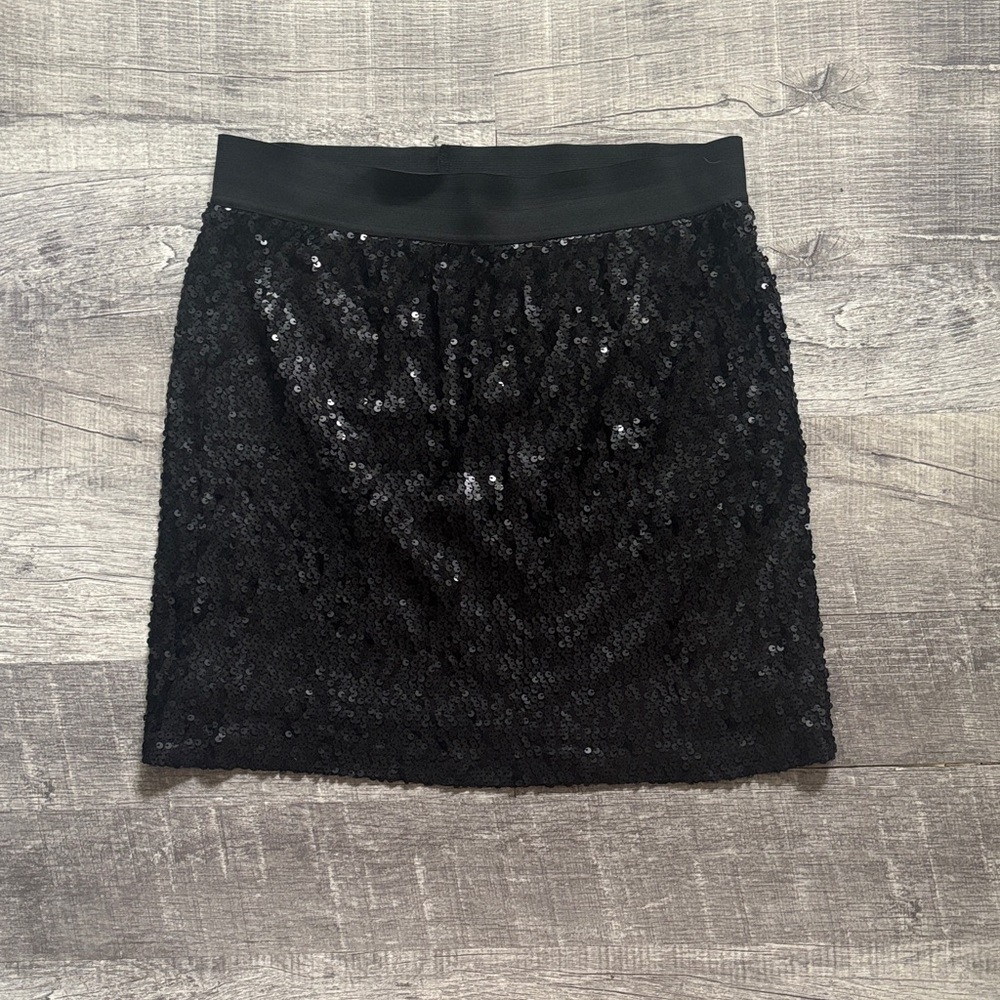 LC Lauren Conrad Black Sequin Mini Skirt‎
